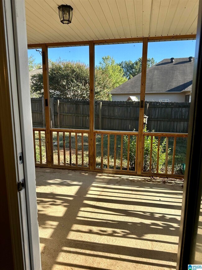 Building Photo - 118 Marigold Dr