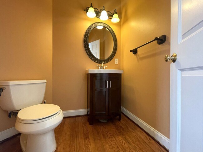 Building Photo - 4823 Vista Ridge Dr