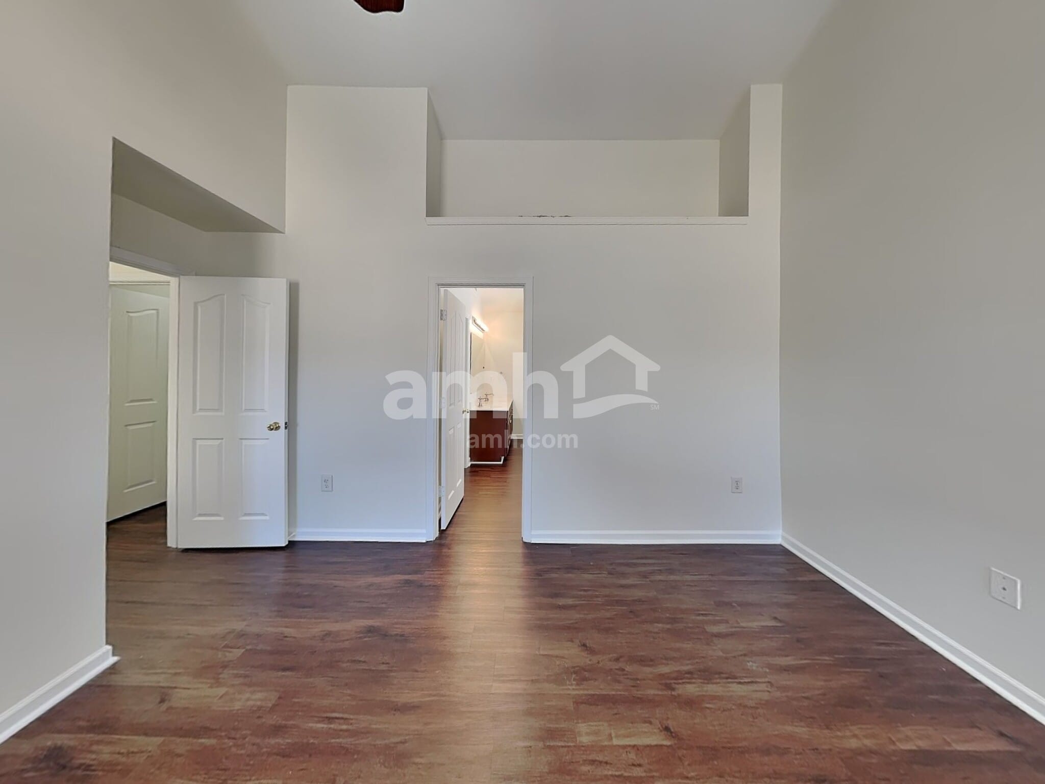 Building Photo - 133 Milroy Ln