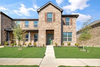 Building Photo - 2917 Bluets Dr