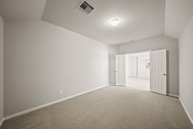Building Photo - 32407 Dew Crest St