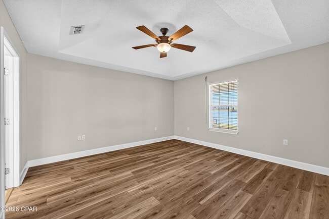 Building Photo - 114 Lakeridge Dr