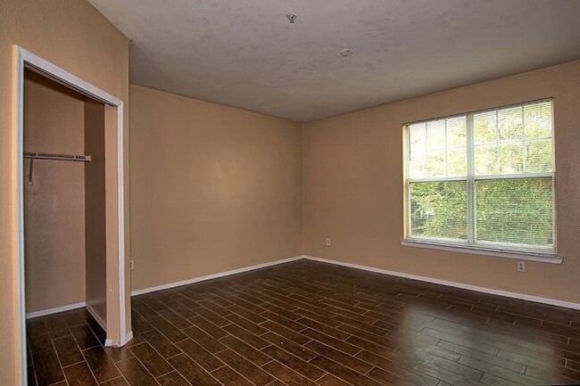 Building Photo - 2/2 2nd floor in Sabal Pointe Longwood Gat...