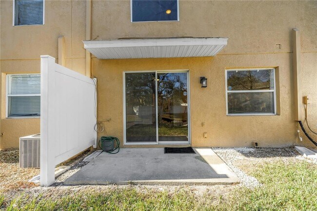 Building Photo - 8517 Edgewater Pl Blvd