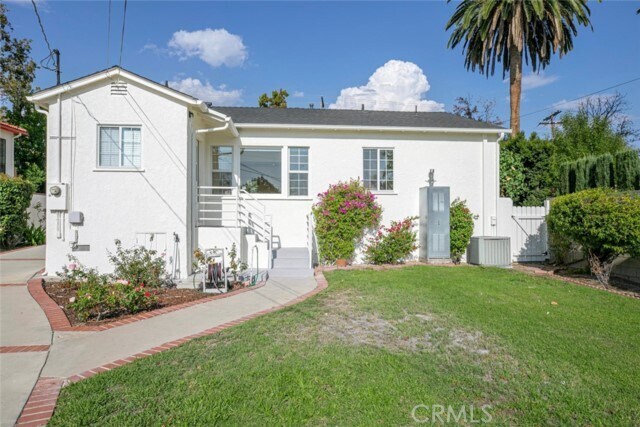 Building Photo - 1606 Bel Aire Dr