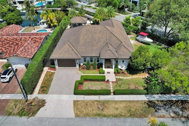 Building Photo - 13105 Biscayne Island Terrace