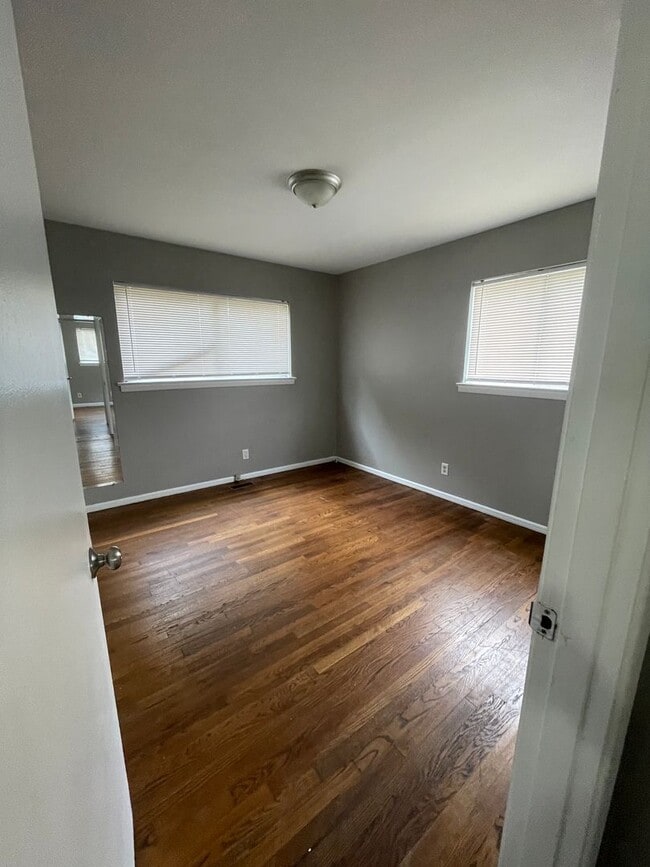 Building Photo - One Month Free!!