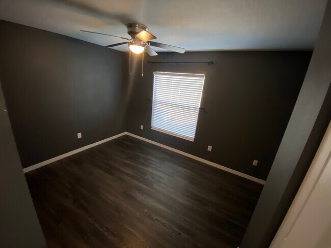 Building Photo - 20 Malauka Cir