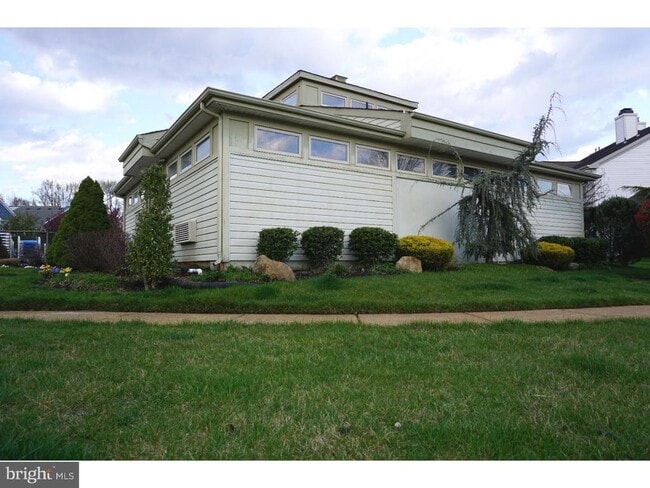 Building Photo - 509 Steeplechase Ct