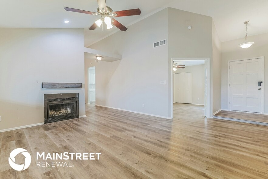 Building Photo - 1612 W Citation Ln