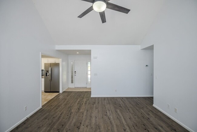Building Photo - 203 Hayne Dr