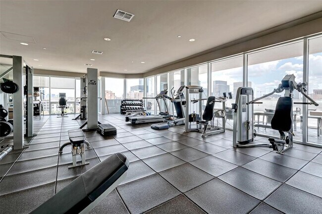 Building Photo - 1600 Post Oak Blvd