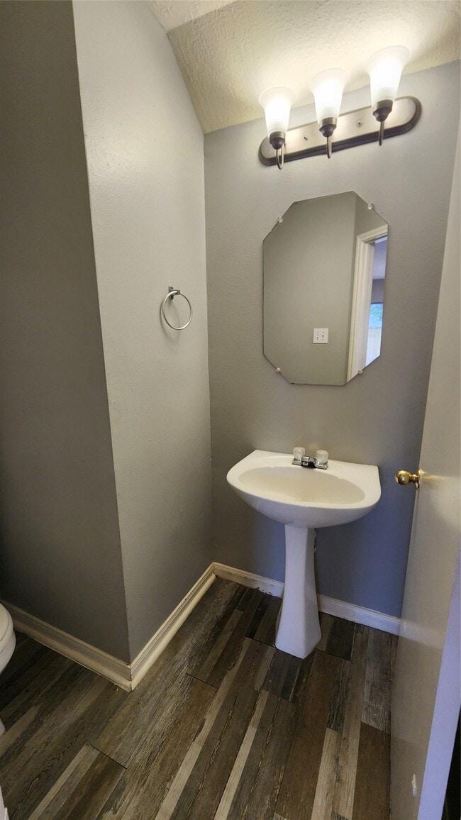 Building Photo - 7800 Summer Pl Dr