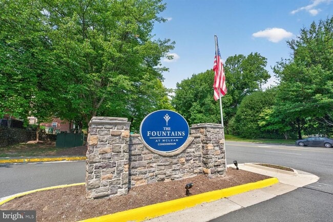 Building Photo - 1504 Lincoln Way