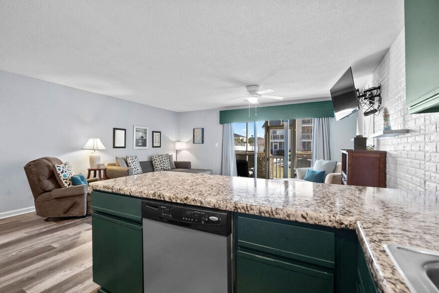 Building Photo - 1860 Auburn Ln