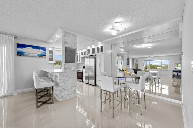 Building Photo - 1200 Hibiscus Ave
