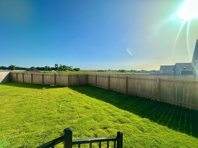 Building Photo - 3 BED 2 BATH NEW BUILD IN JARRELL TX!!!