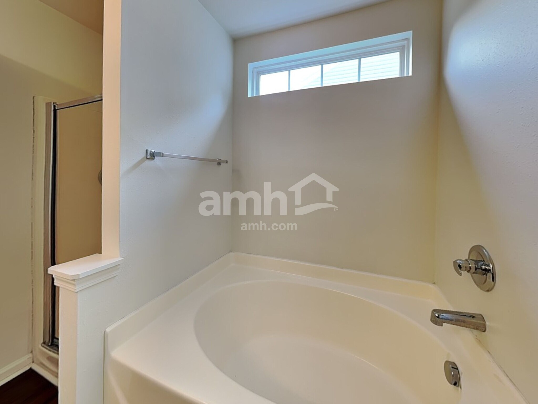Building Photo - 5001 Autumn Oak Dr