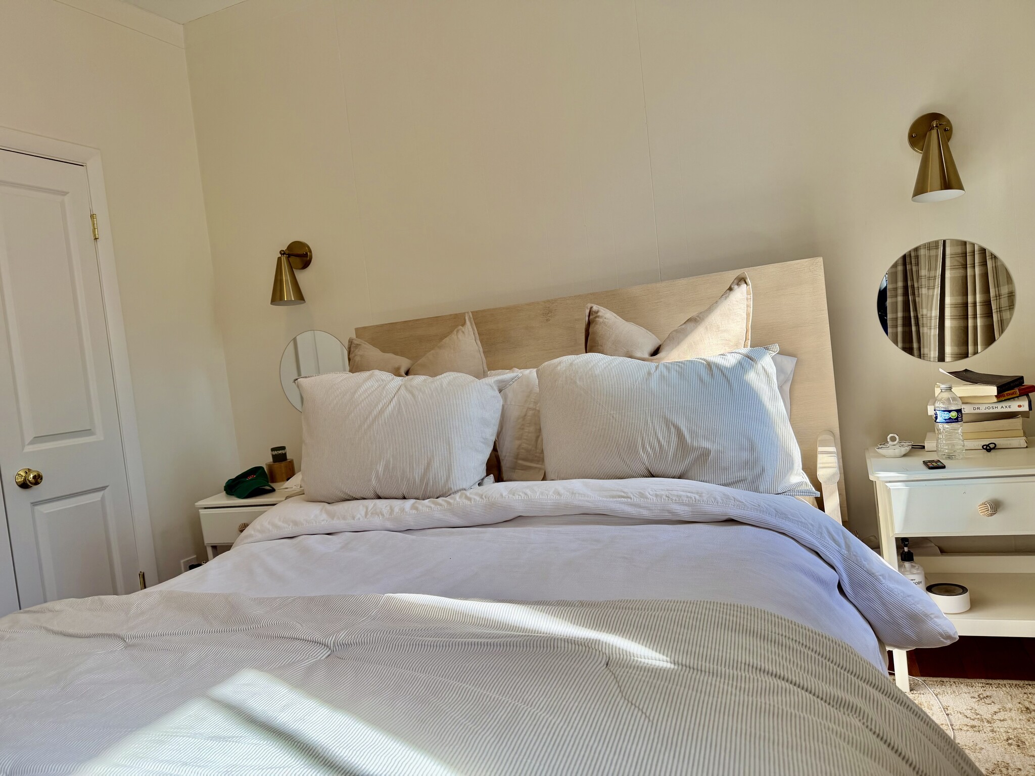 Building Photo - 17 Irving St