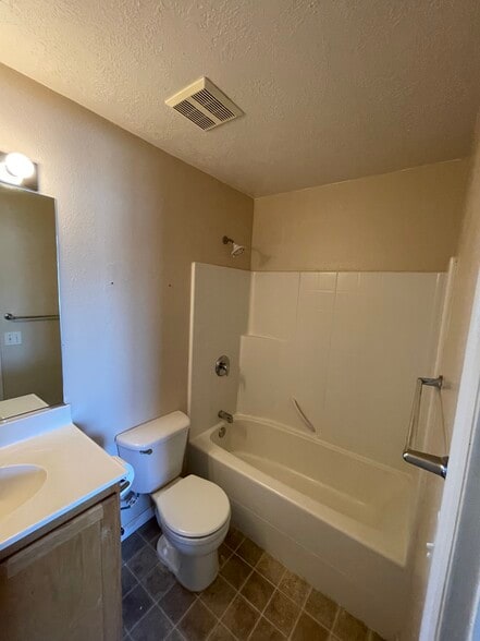 Building Photo - 703 W 1225 N