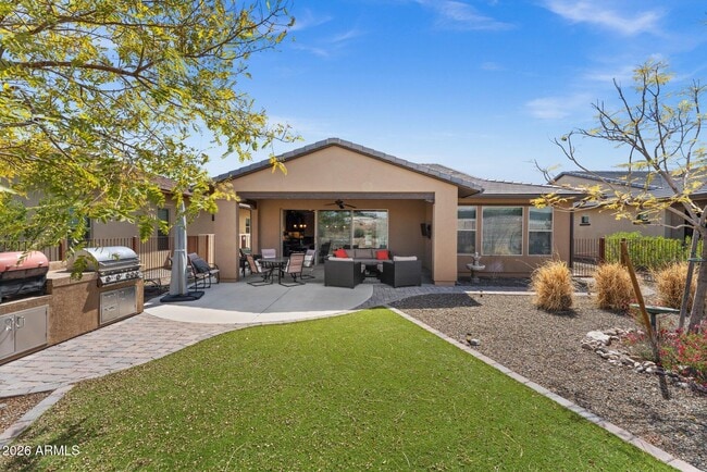 Building Photo - 3913 Gold Ridge Rd