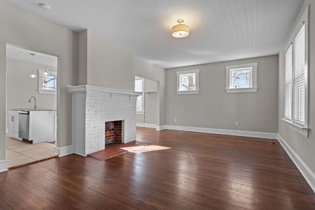 Building Photo - Updated 1920s Colonial in Northside – 3 Bed, 4 Bath – Available Now – $2,895/mo
