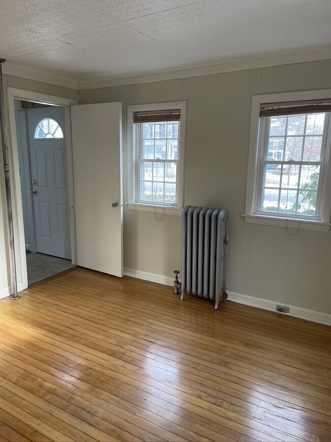 Building Photo - 29 Stark Ave