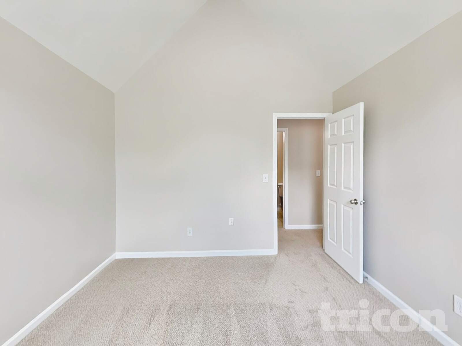 Building Photo - 3131 Berthas Overlook