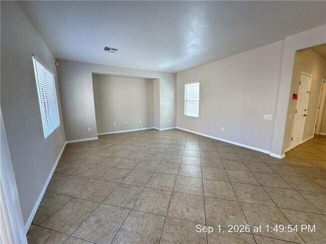 Building Photo - 6854 N Inca Jay Ct