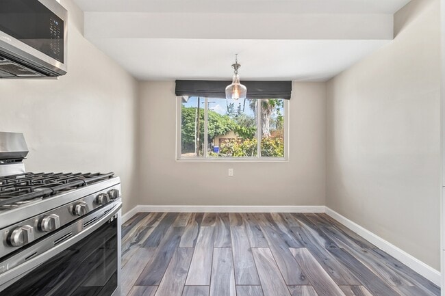 Building Photo - 3712 Odom St