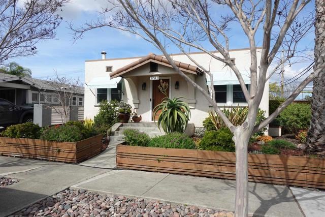 Building Photo - 3082 Juniper St