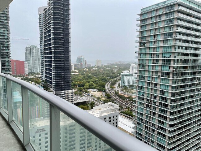 Building Photo - 1100 S Miami Ave