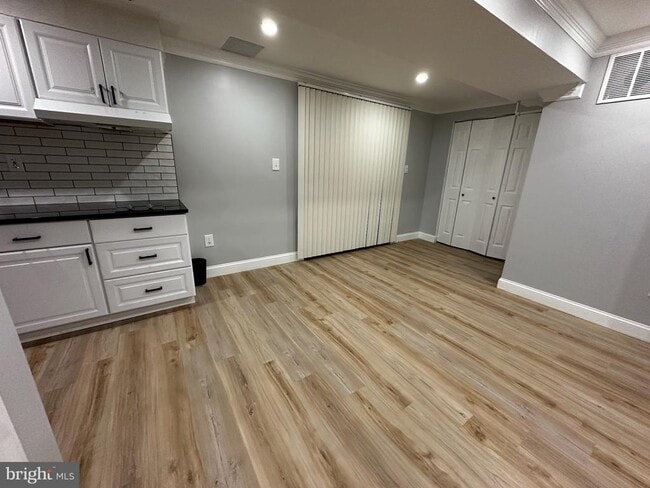 Building Photo - 8925 Alliston Hollow Way