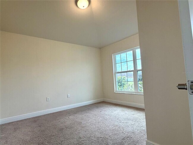 Building Photo - 1816 Galloway Terrace