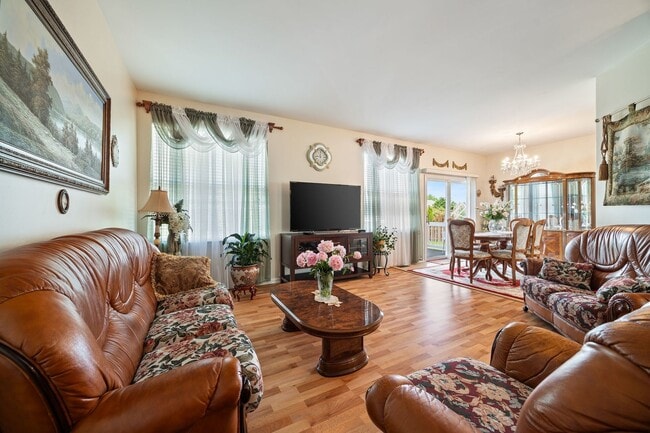 Building Photo - 32504 Millstone Cir