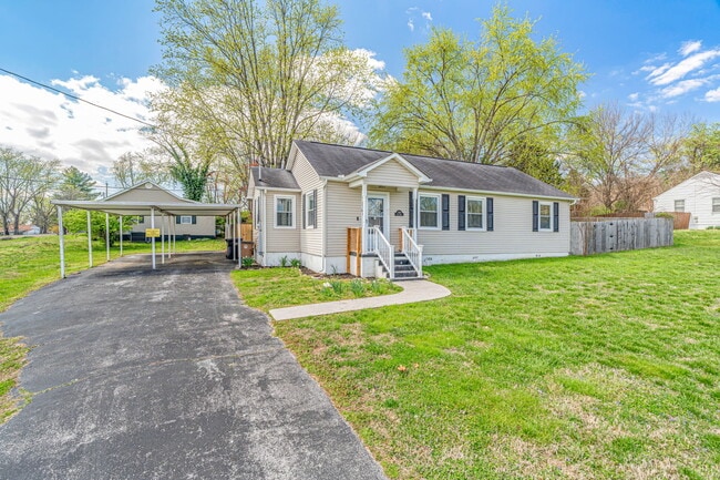 Building Photo - 3701 Vera Dr