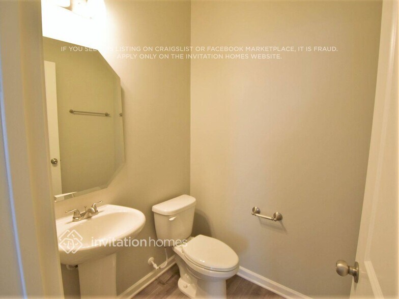 Building Photo - 3710 Gricklade Dr