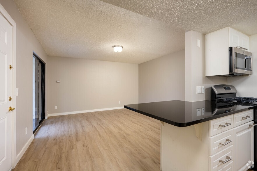 The Chelsea 5106 N Lamar Blvd Austin TX 78751 Apartment Finder