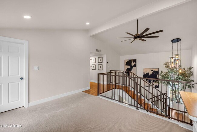 Building Photo - 7609 N Lynn Oaks Dr