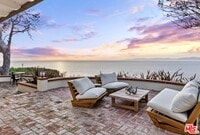 Building Photo - 1115 Palos Verdes Dr W