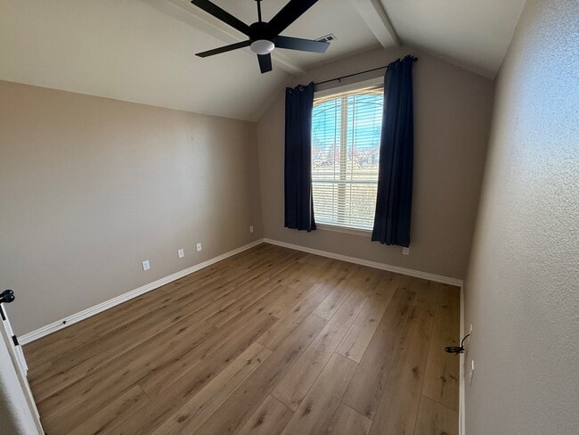 Building Photo - 2399 N Silk Rose Ave