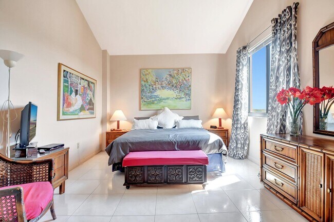 Building Photo - 755 Dotterel Rd