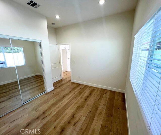 Building Photo - 10888 Dora St