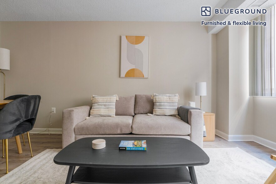 Building Photo - 2140 L St NW