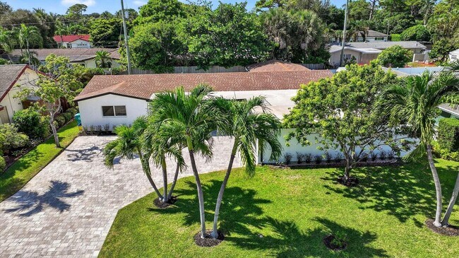 Building Photo - 714 SW 25th Ave