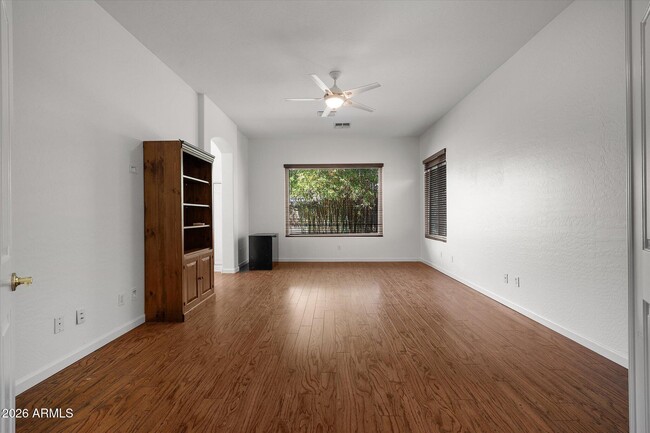 Building Photo - 4018 E Harrison St