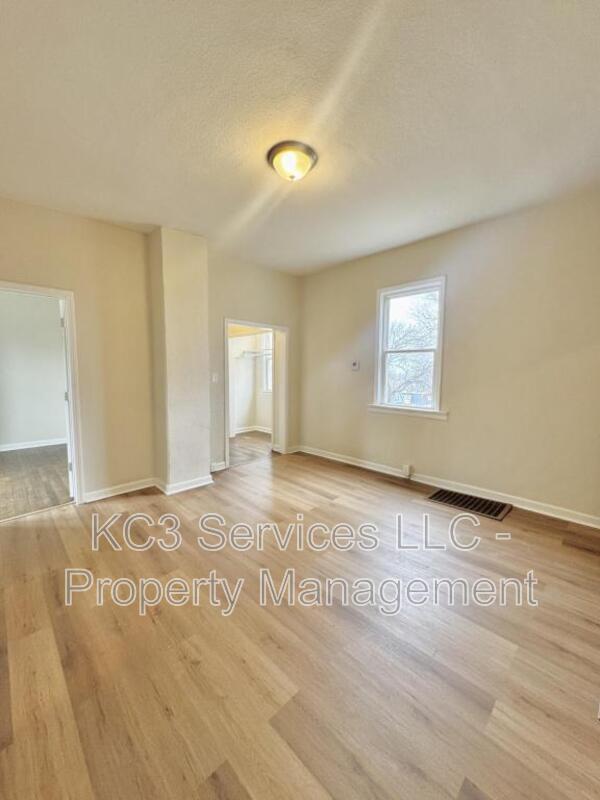 Building Photo - 129 Brooklyn Ave