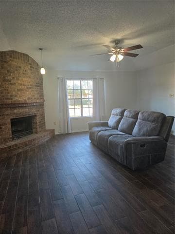 Building Photo - 6000 Maple Springs Dr