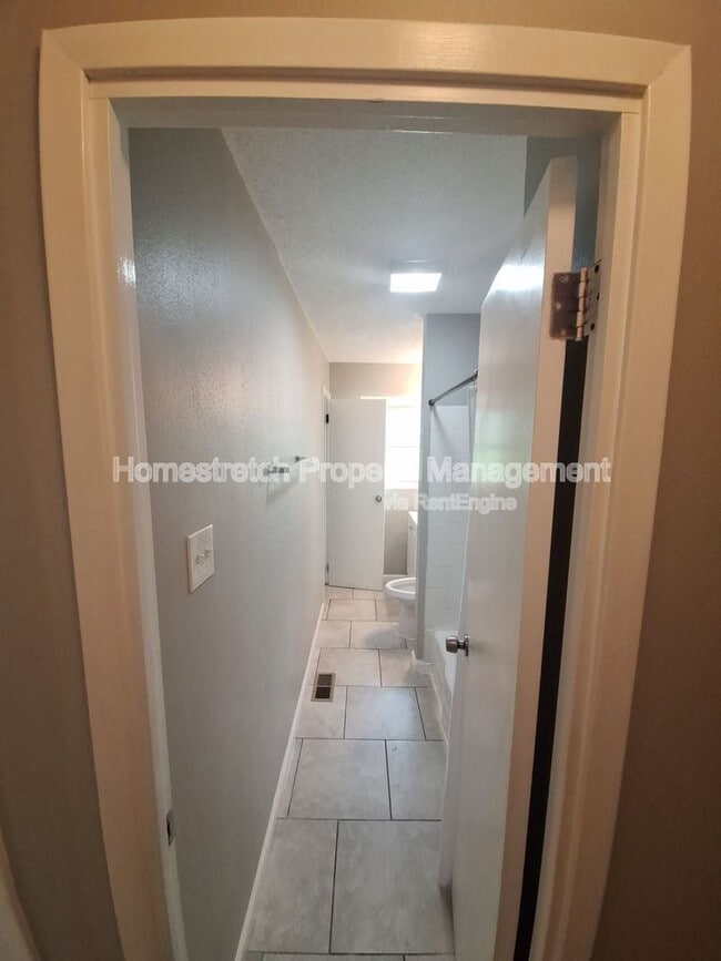 Building Photo - 1354 Cabrillo Dr
