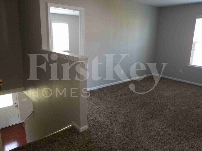 Building Photo - 1309 Waldridge Ct